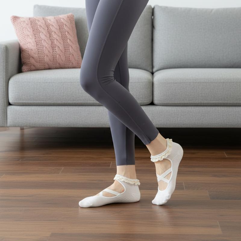 Pilates Yoga Origin - 1 Çift Sevimli Dantelli Pilates Çorabı